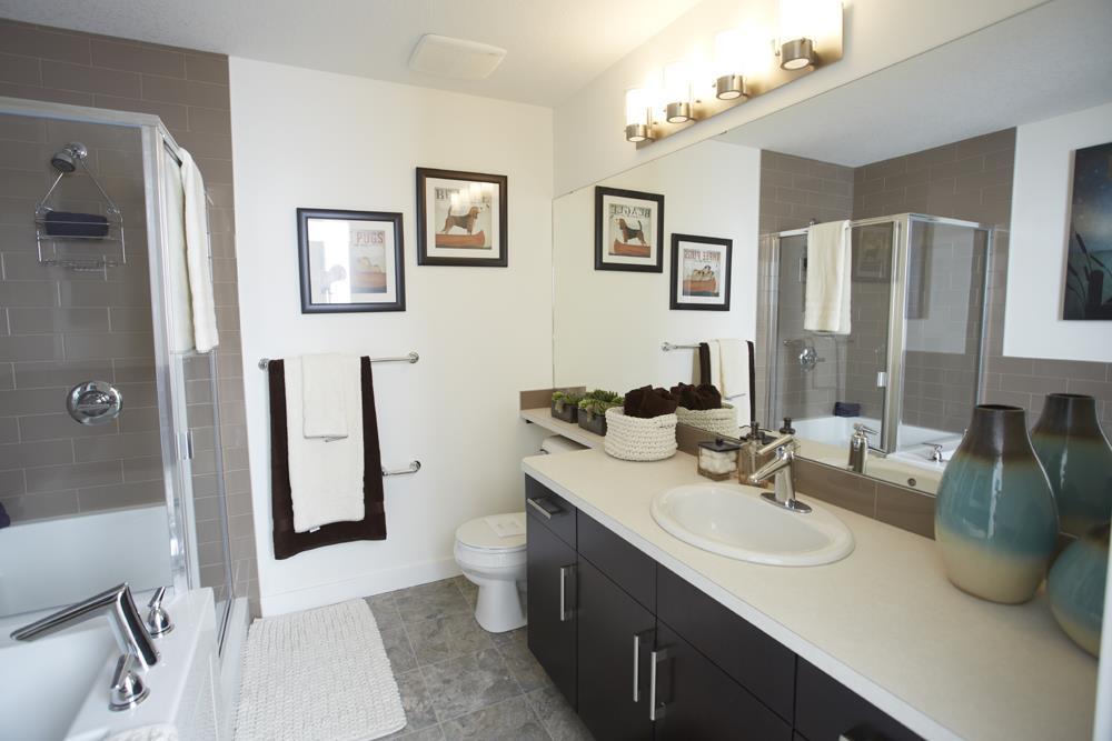 Carlton Royale Apartments  - Photo 5