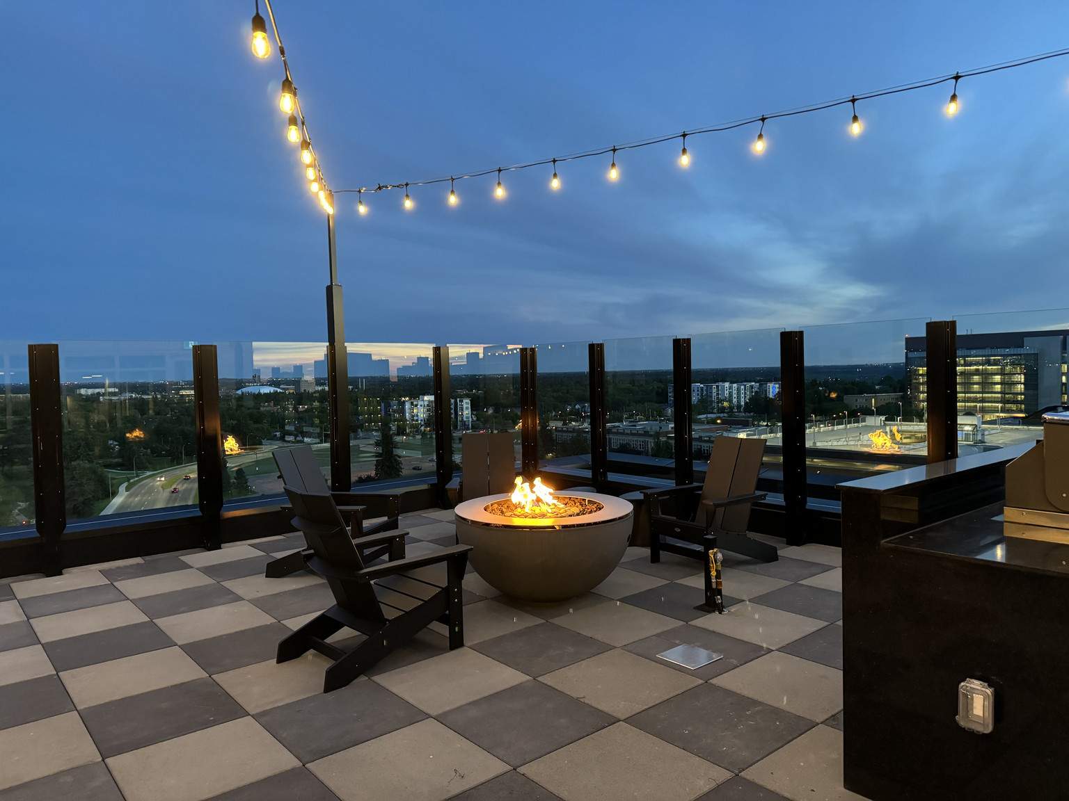 ONE12 Furnished and Unfurnished Suites - Photo 42