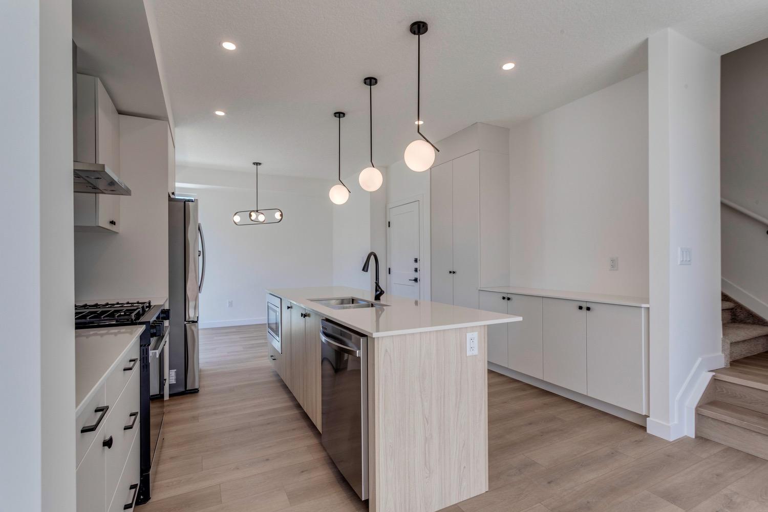Glenora 8 Plex - Photo 4