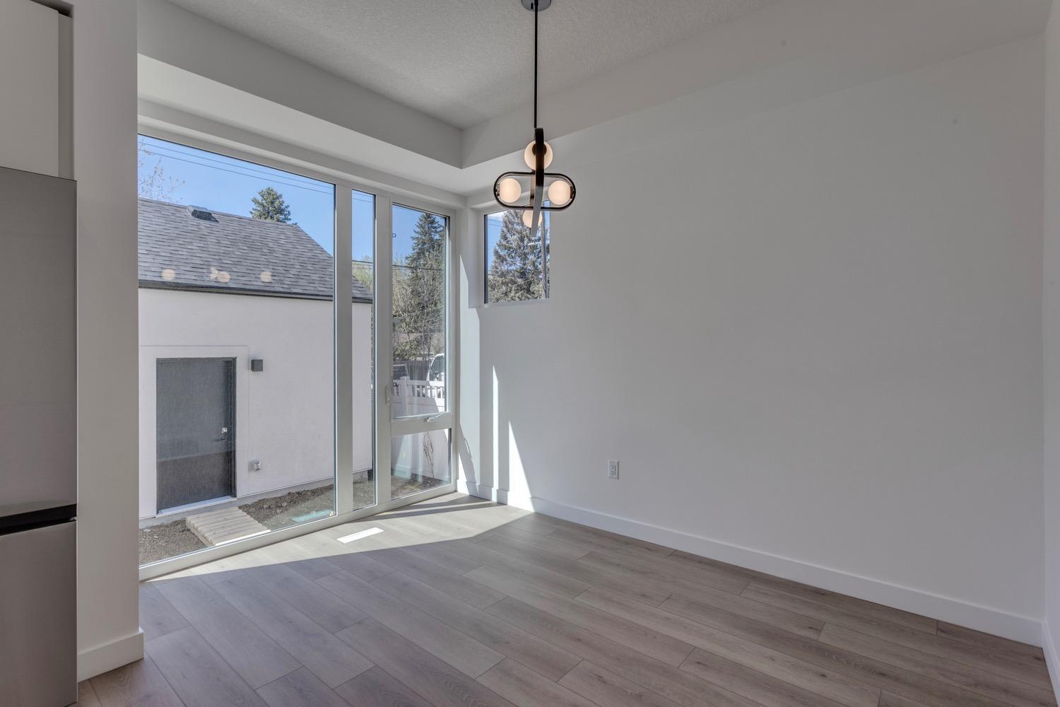 Glenora 8 Plex - Photo 11