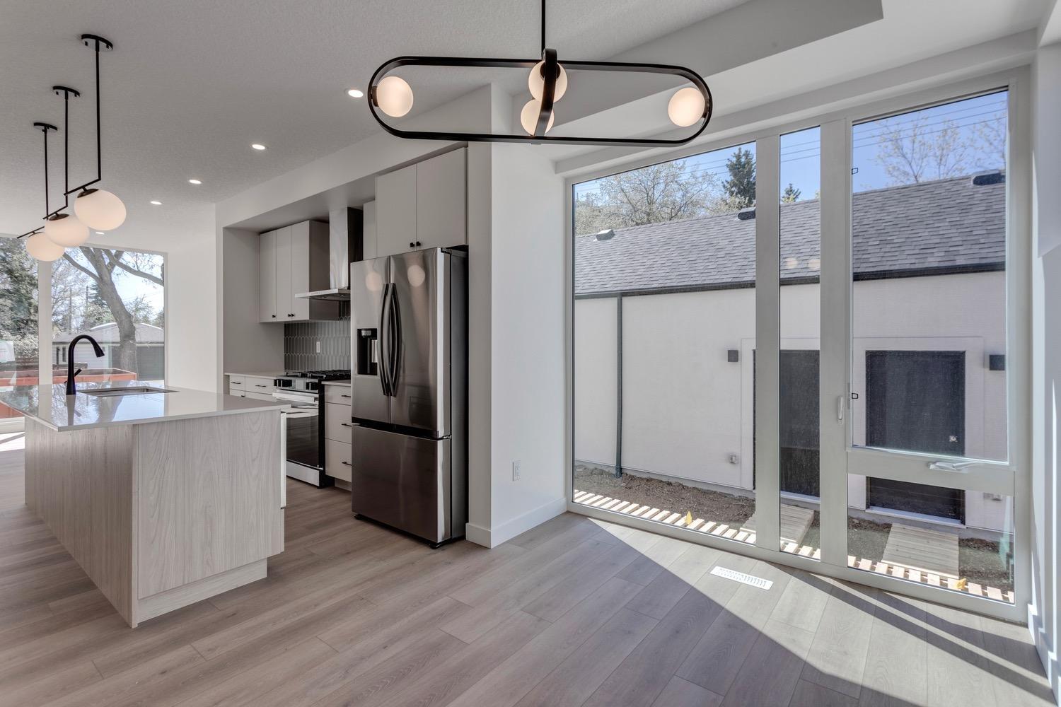 Glenora 8 Plex - Photo 12