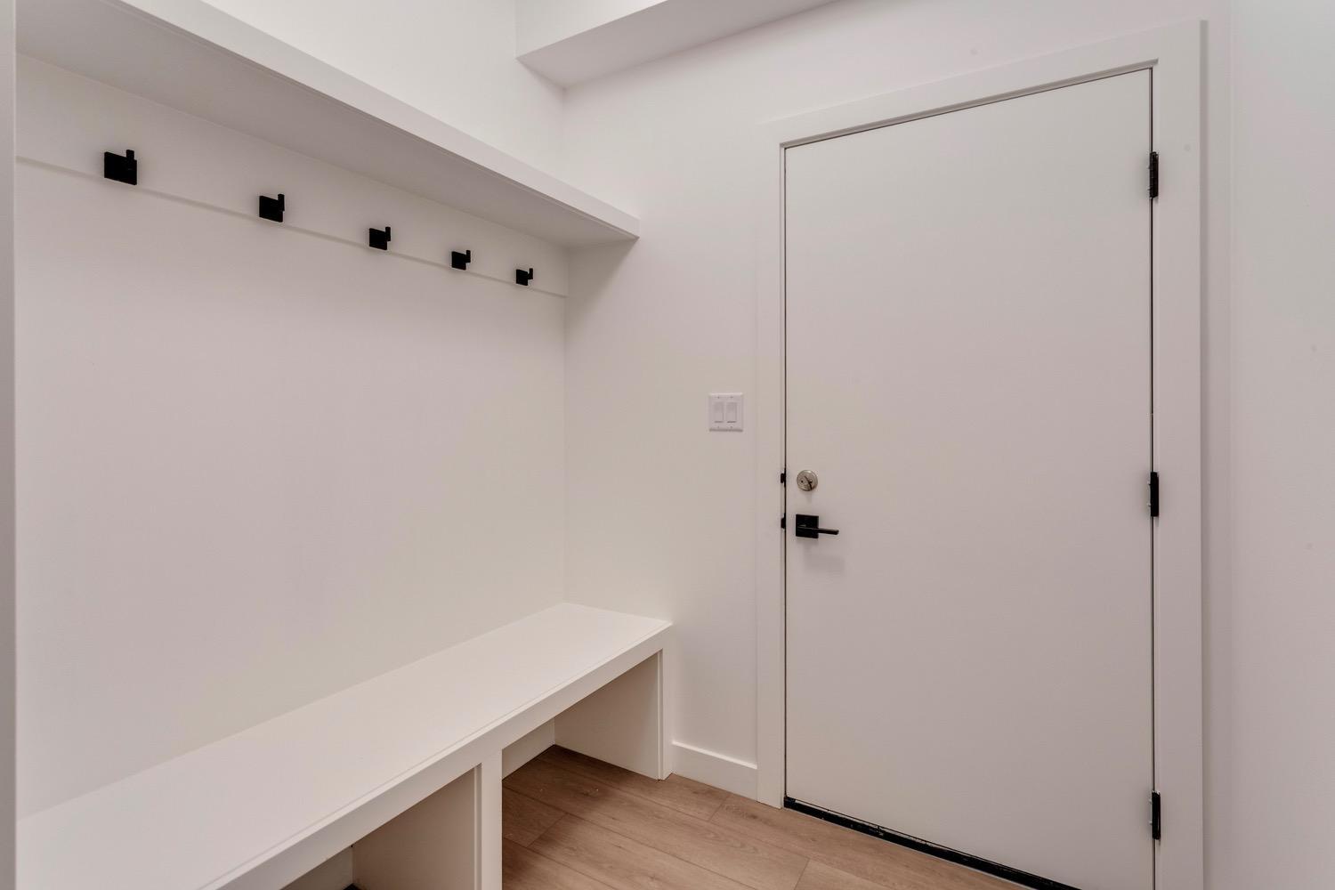 Glenora 8 Plex - Photo 38