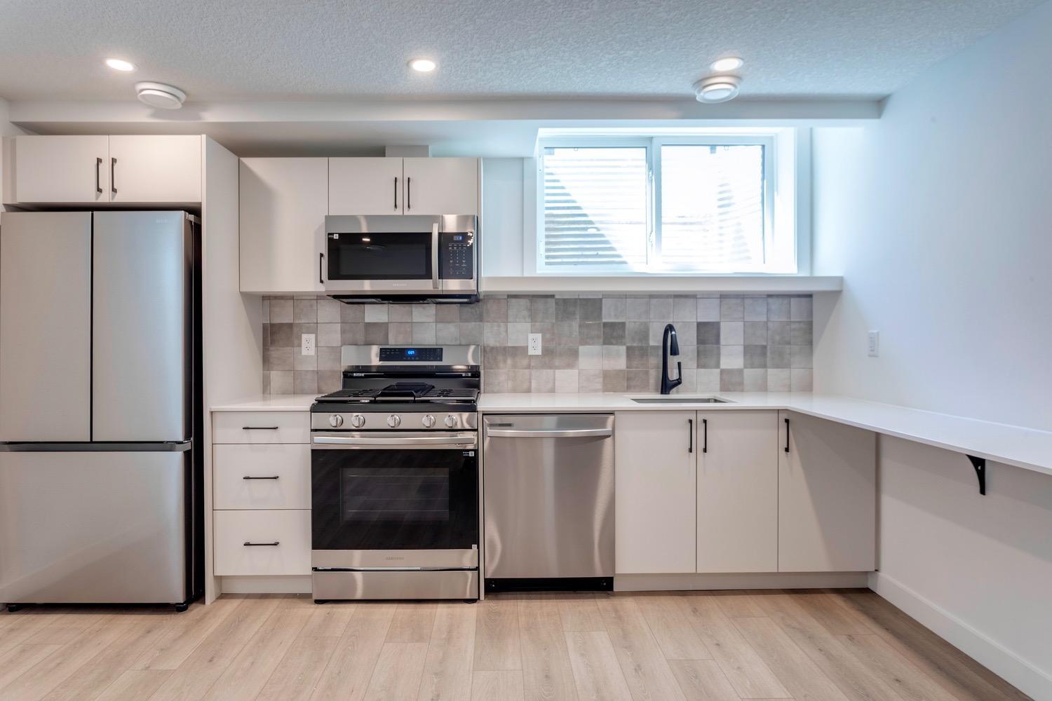 Glenora 8 Plex - Photo 60