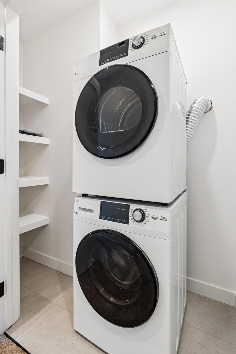 Glenora 2 4 Plex - Photo 6