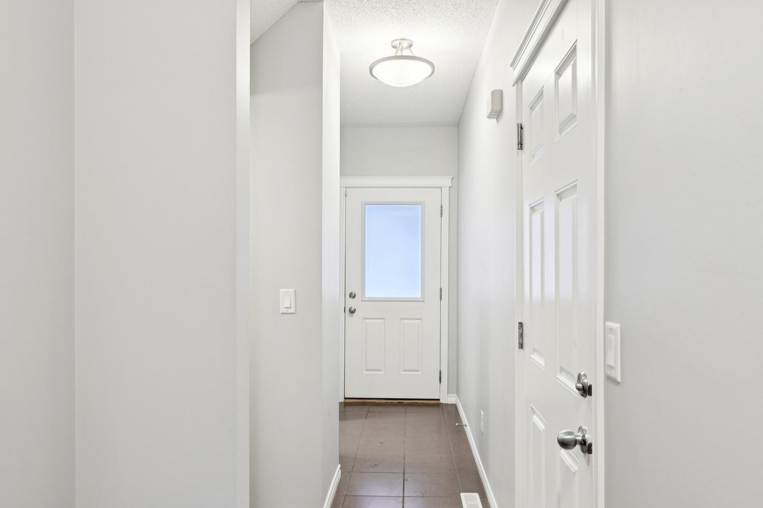21317 46 Avenue - Photo 33