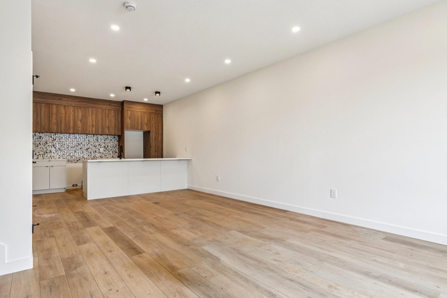 Inglewood 8 Plex - Photo 5
