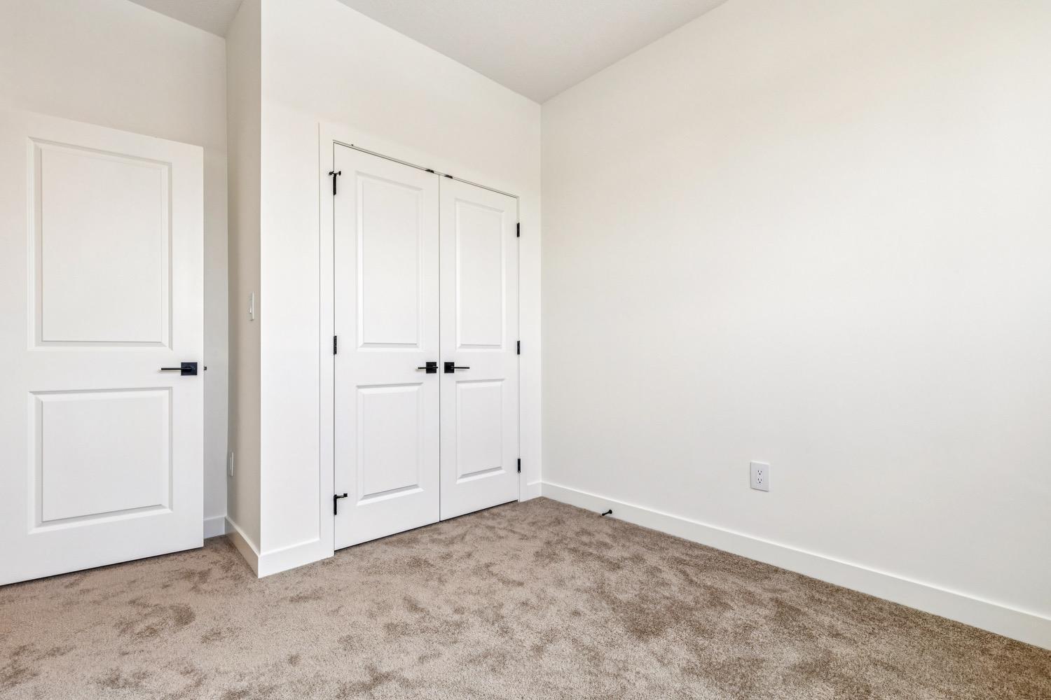 Inglewood 8 Plex - Photo 18