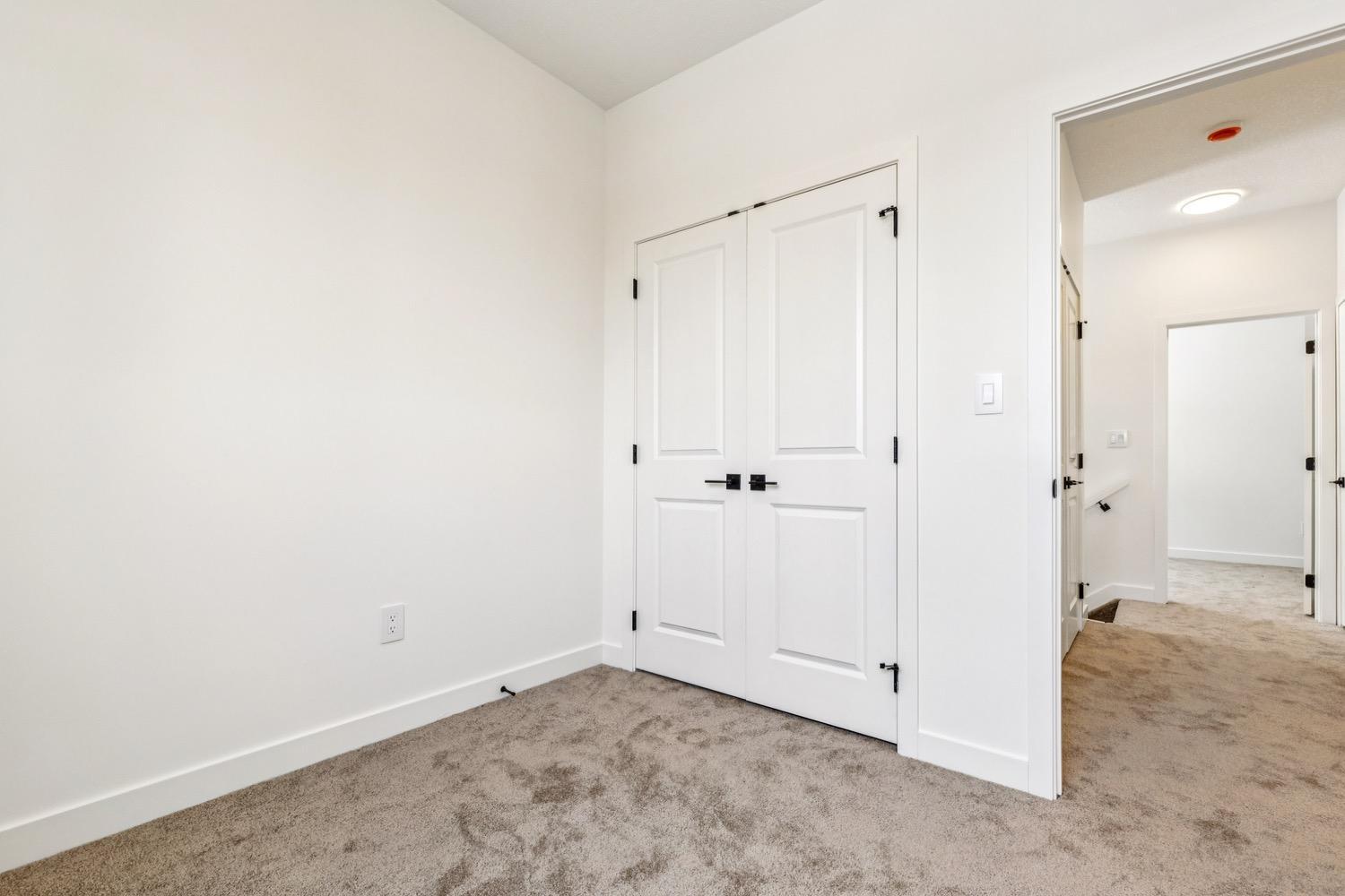 Inglewood 8 Plex - Photo 22