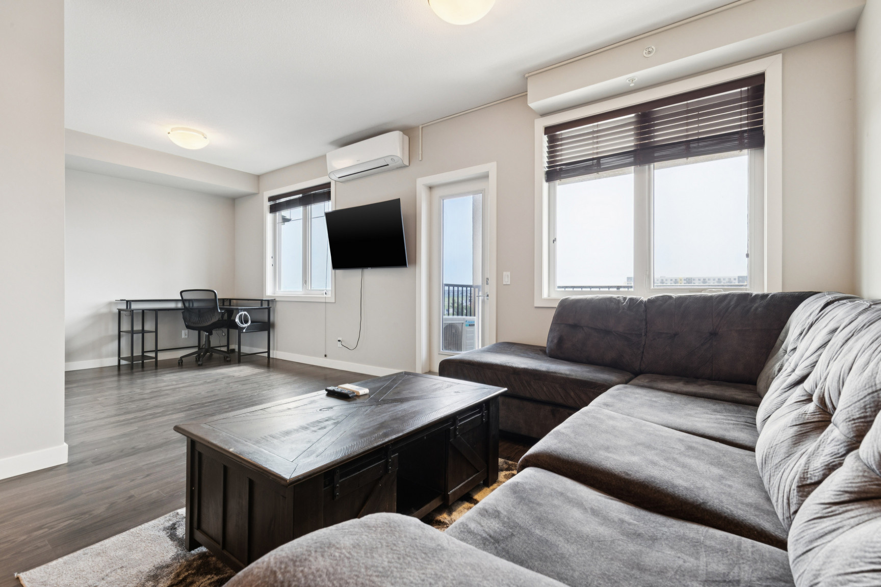 Essence at Windermere South Furnished Suite - Photo 8