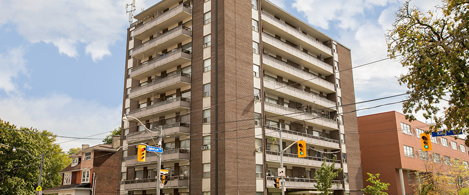 Bel Manor Apartments - Photo 6