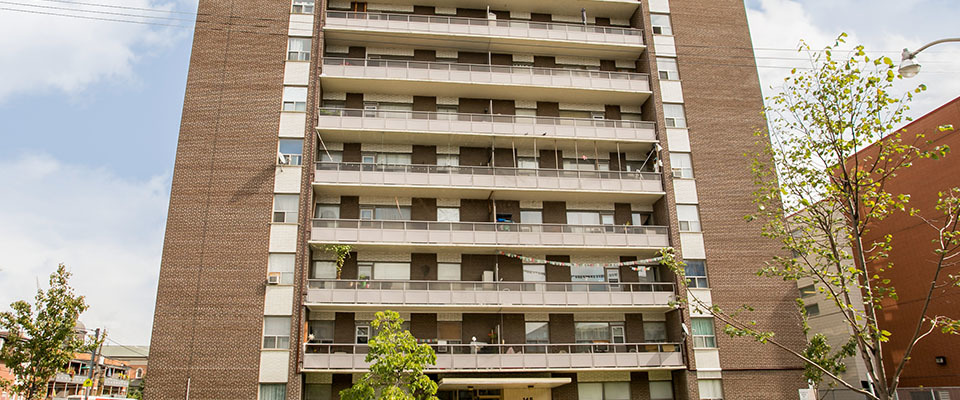 Bel Manor Apartments - Photo 7