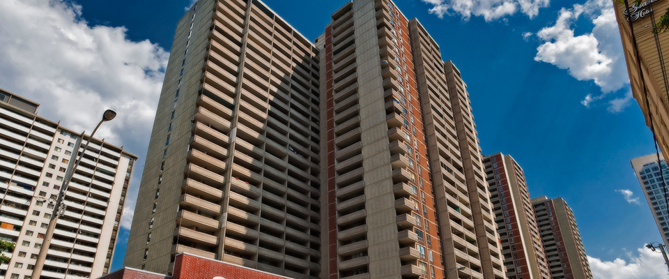 Sherbourne Complex - Photo 2