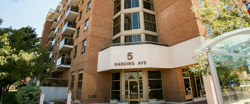 Harding Square - Photo 4