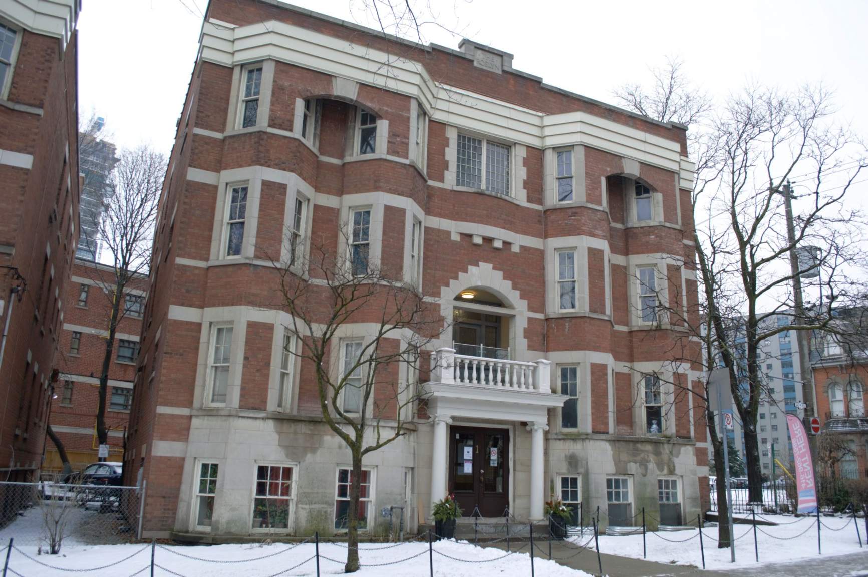 1-7 Glen Road