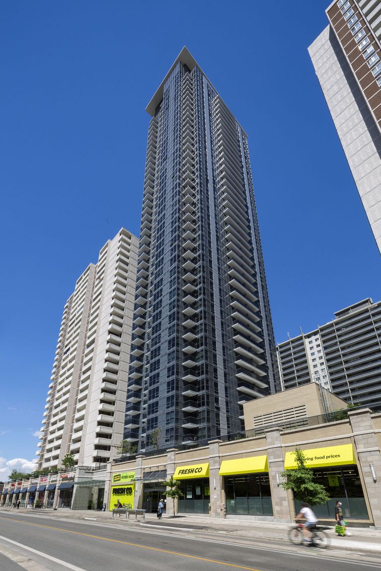 561 Sherbourne - Photo 5