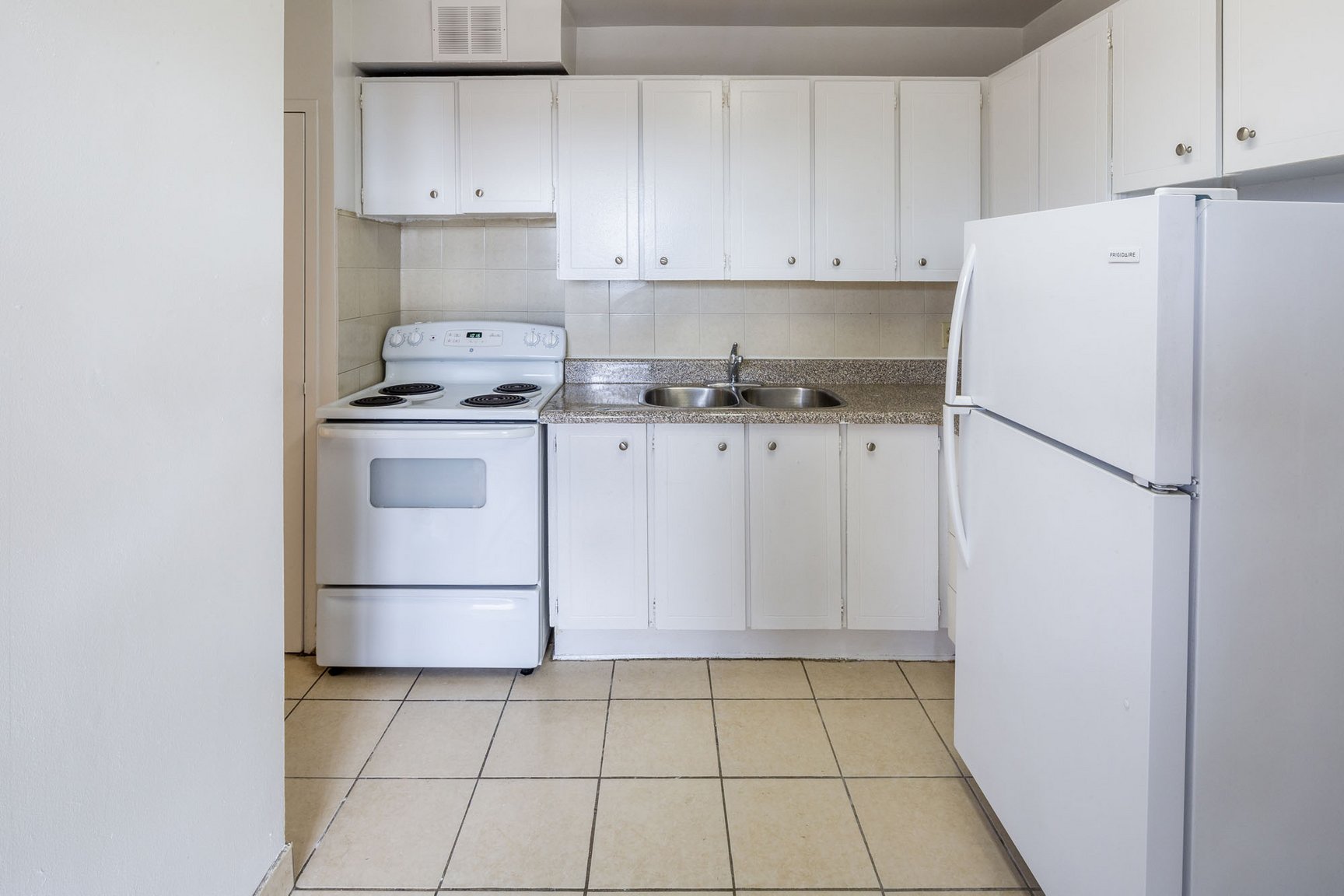 Birchmount Park Towers - Photo 10
