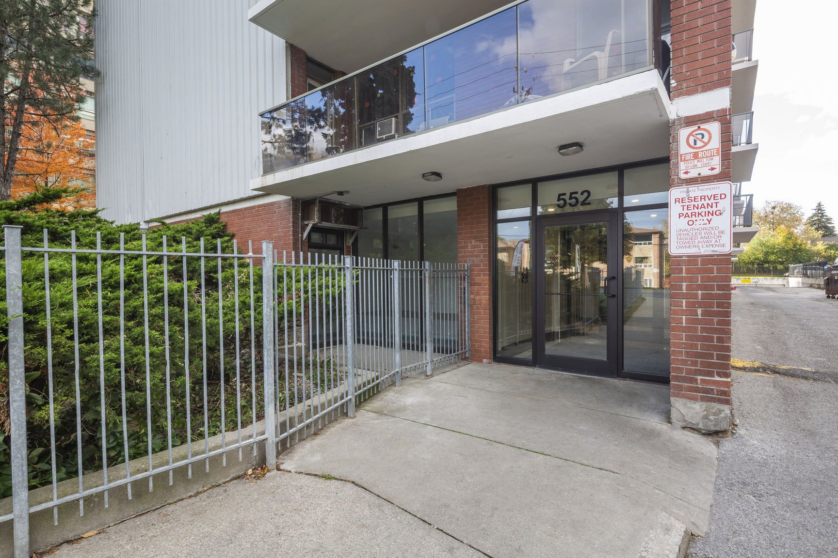 Birchmount Park Towers - Photo 4