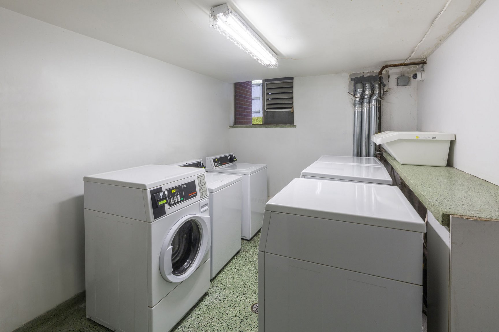 Birchmount Park Towers - Photo 14