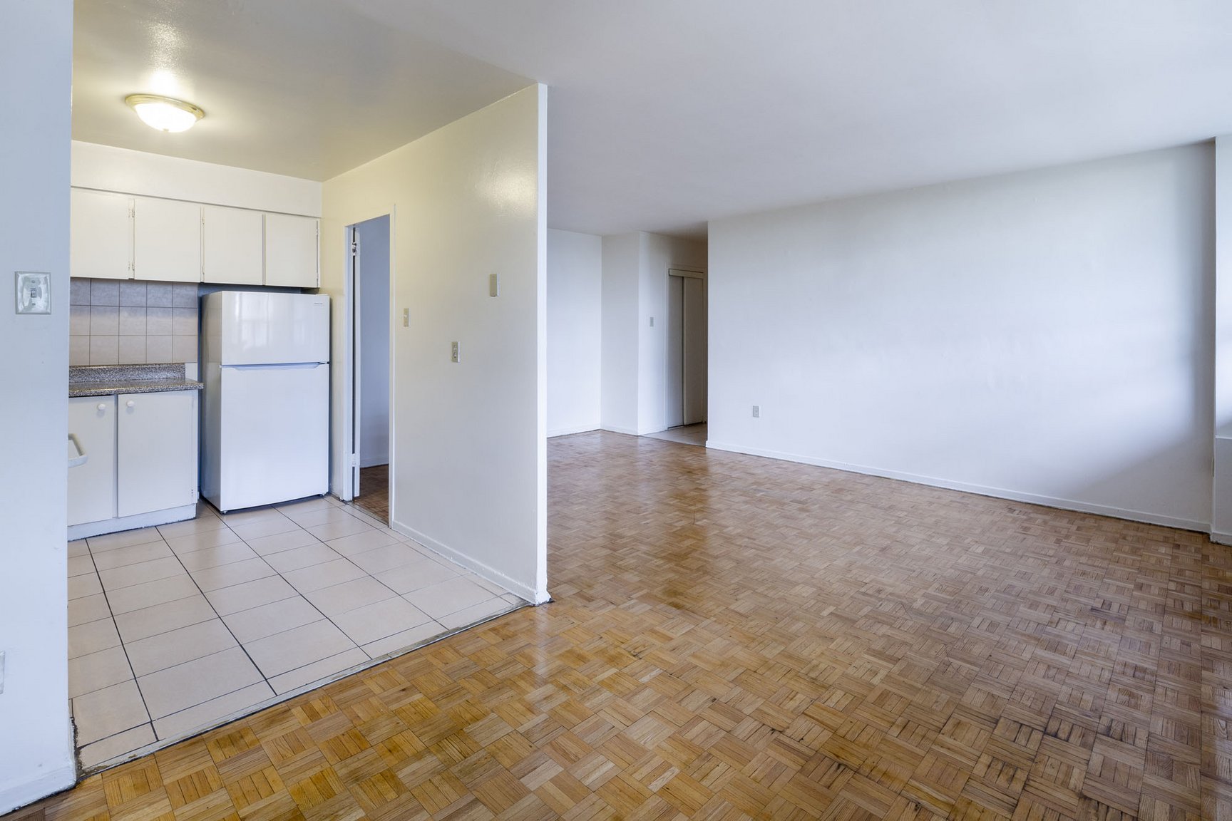 Birchmount Park Towers - Photo 8