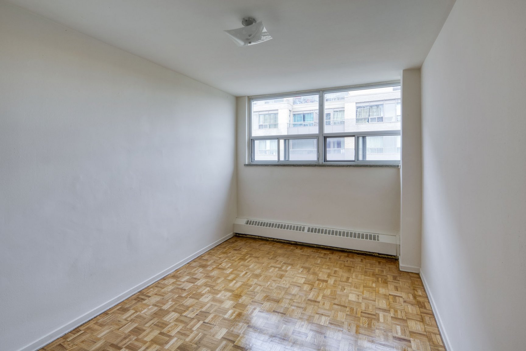 Birchmount Park Towers - Photo 9