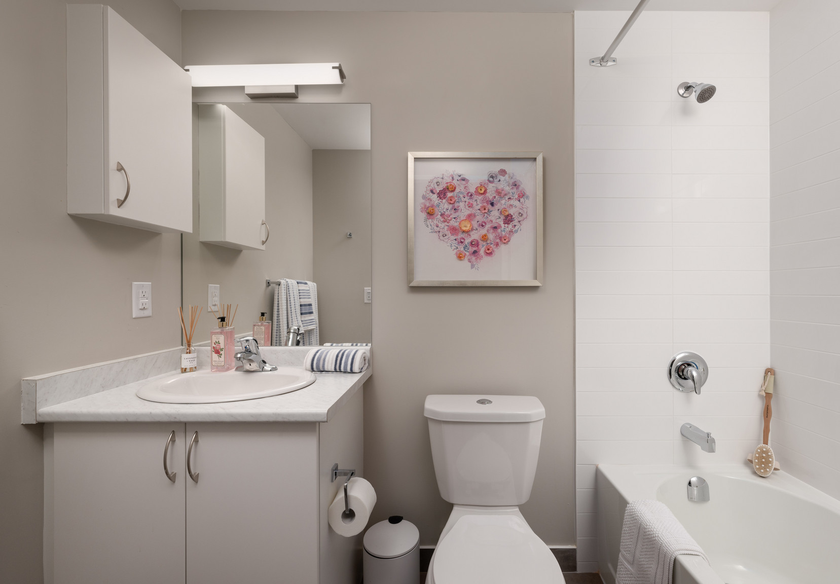 15 Vena Way & 5 Zappacosta Dr. – Emery Crossing  - Photo 5