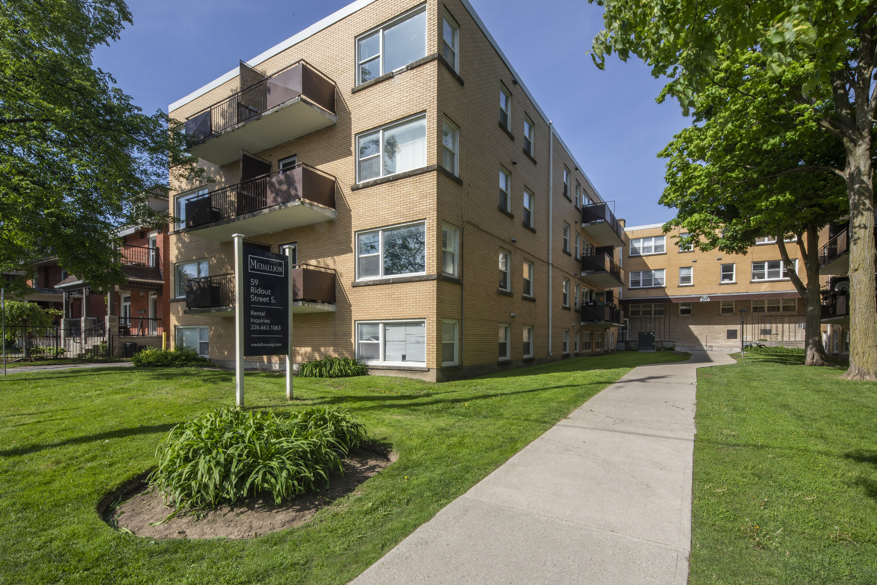 59 Ridout - Photo 2