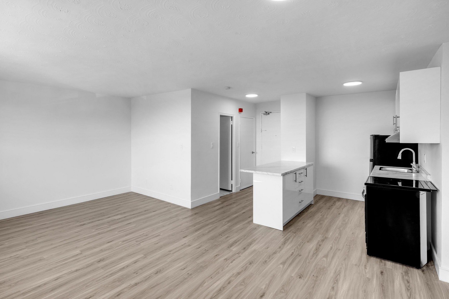 Northshore Apartments - Photo 9