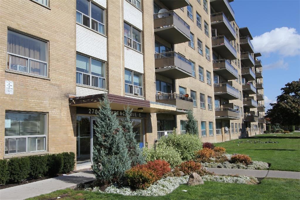 2700 and 2702 Lawrence Ave, E. - Photo 3