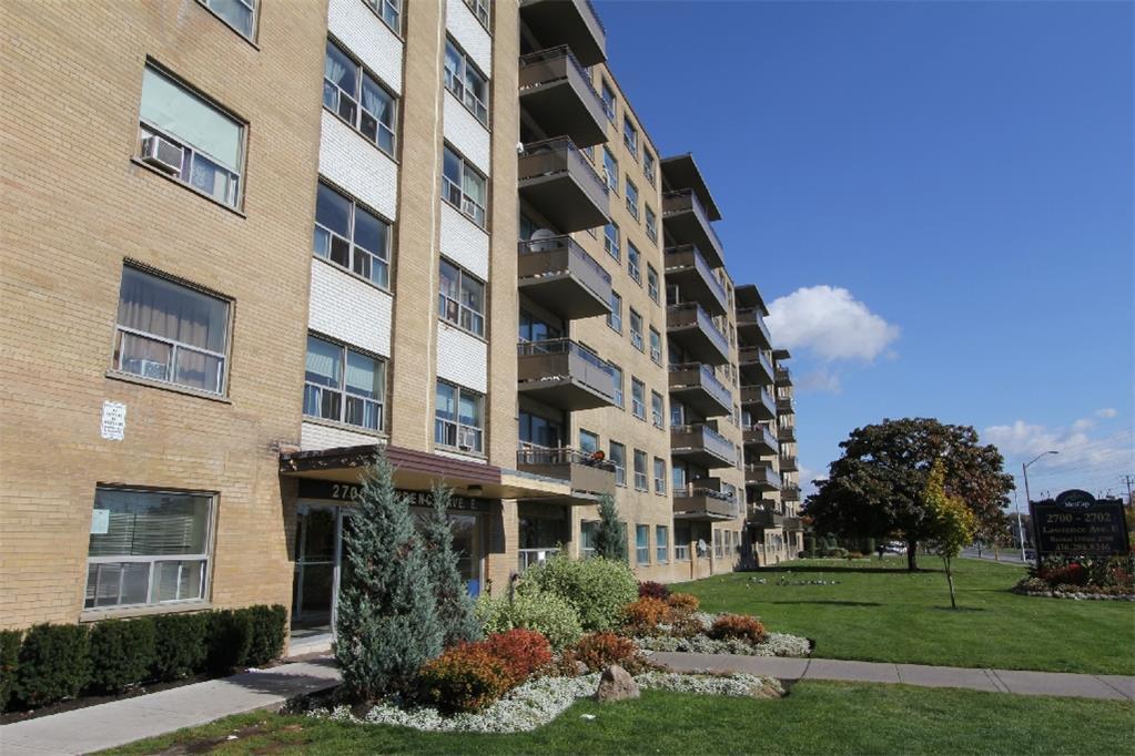 2700 and 2702 Lawrence Ave, E. - Photo 7