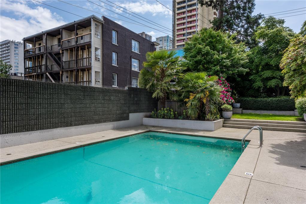 1501 Haro Street - Photo 19
