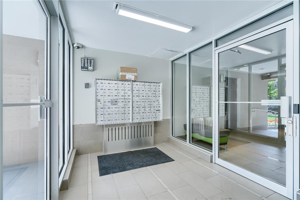 150 Dowling Avenue - Photo 18