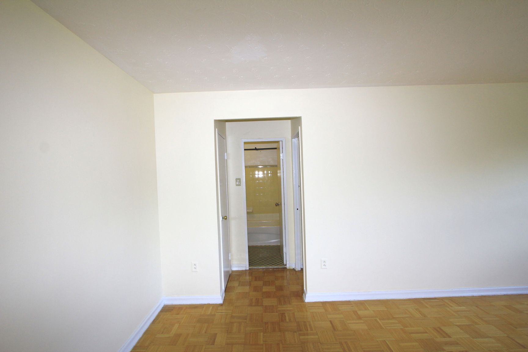 1303 - 1307 Wilson Avenue - Photo 21