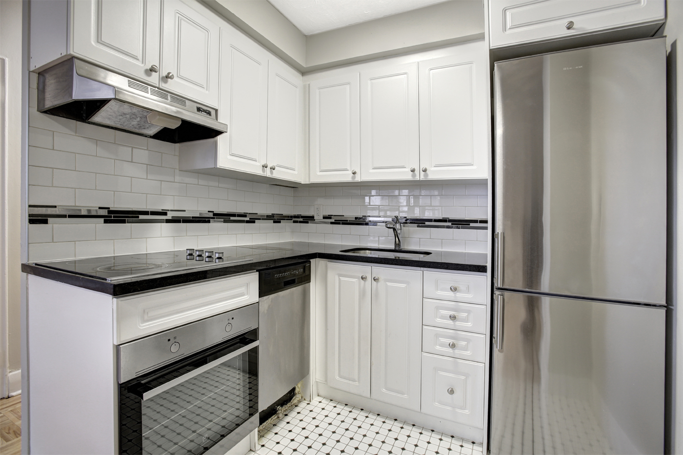 146 Jameson Avenue - Photo 2