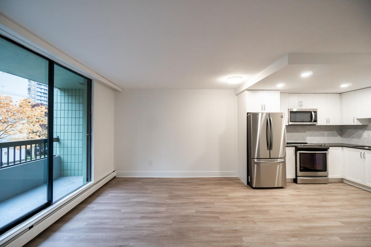 1348 Barclay Street - Photo 12