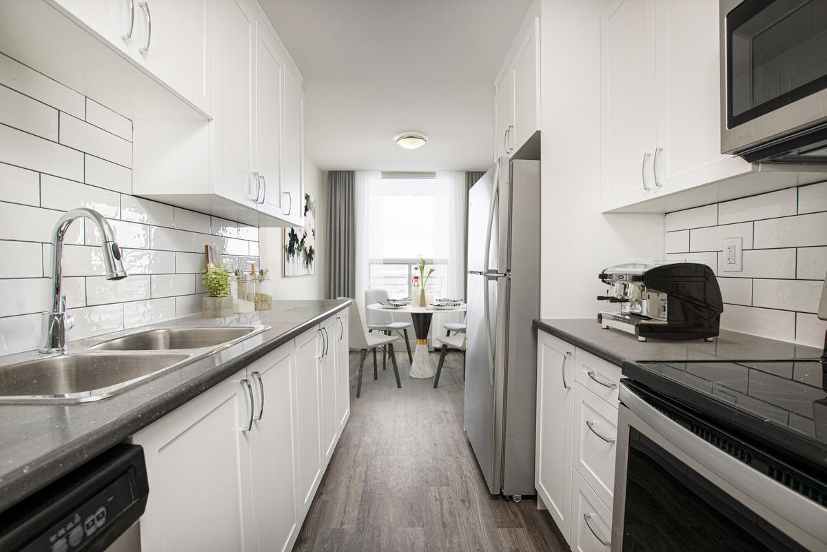 1070 Barrington Street - Photo 6