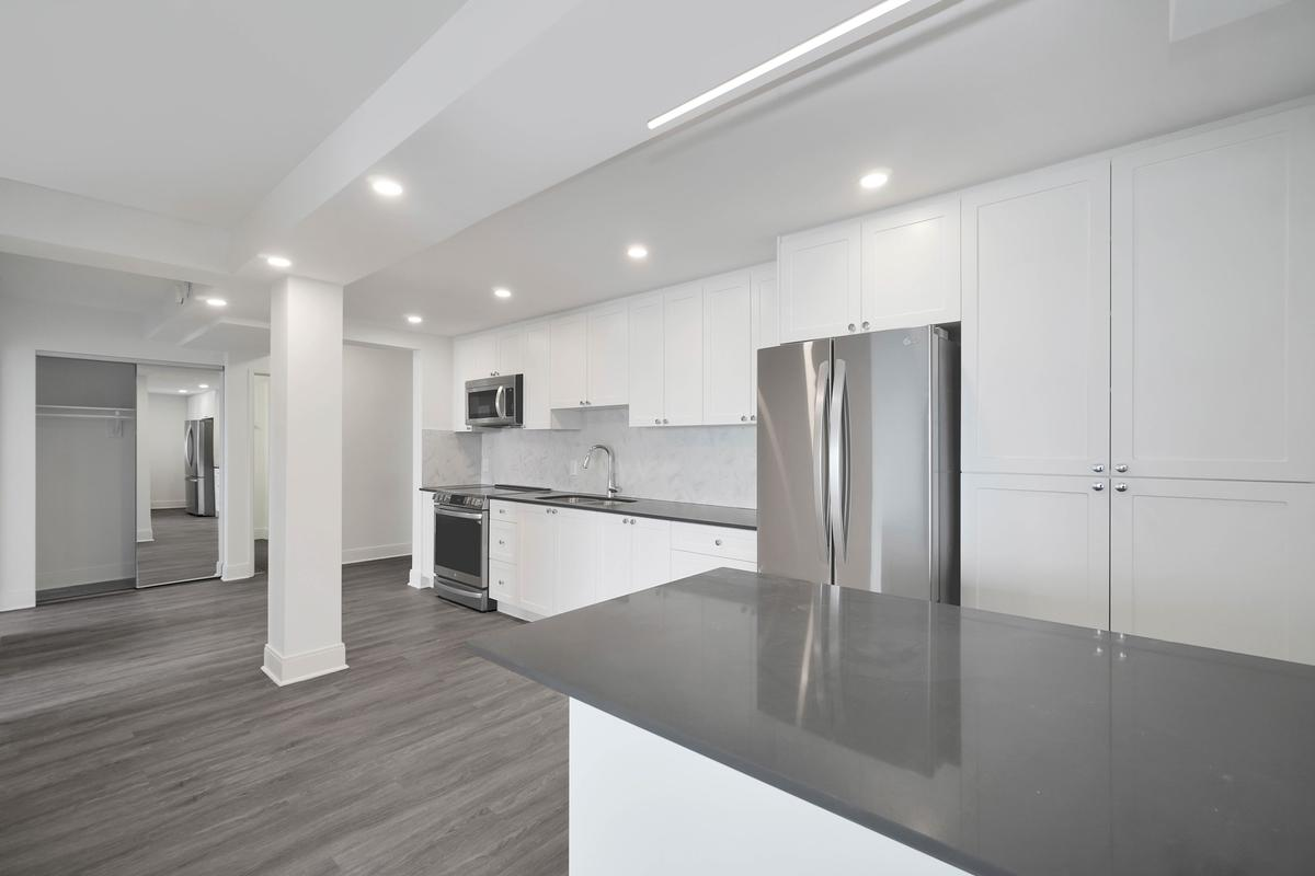 2222 Bellevue Avenue - Photo 4