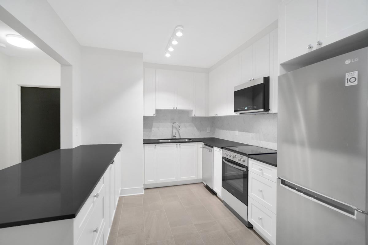 1265 Cardero Street - Photo 3