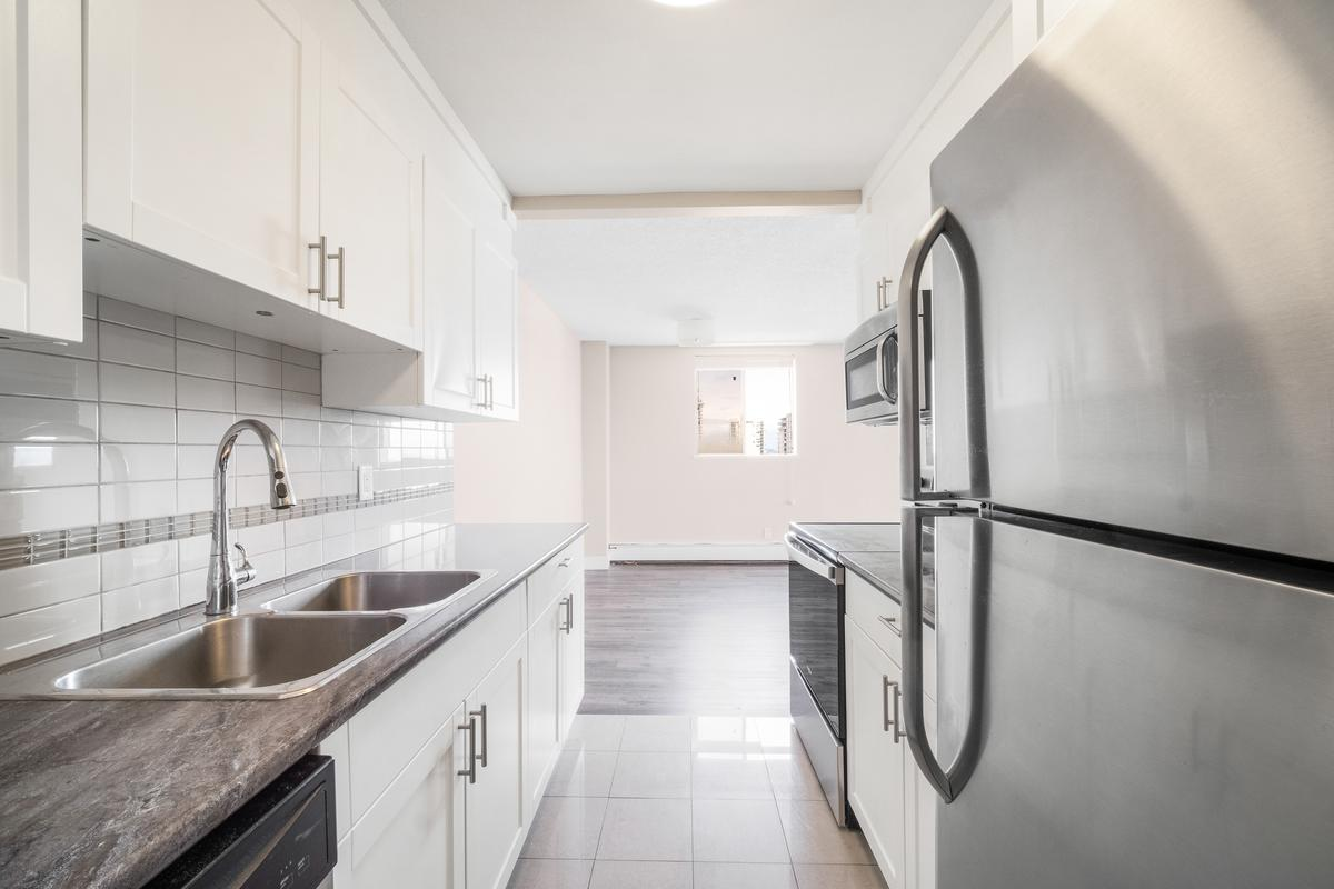 737 Carnarvon Street - Photo 19
