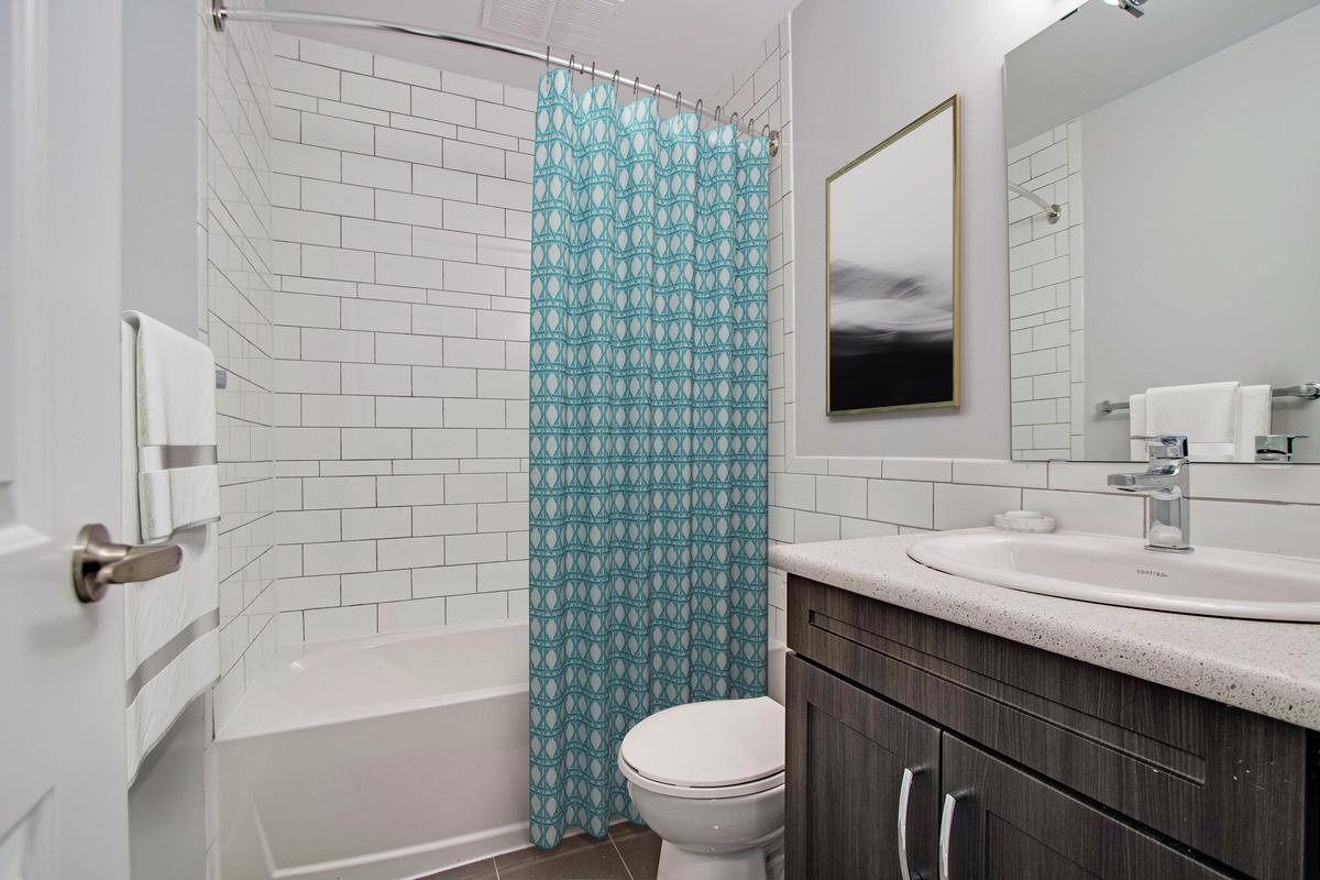 7170 Darcel Avenue - Photo 9