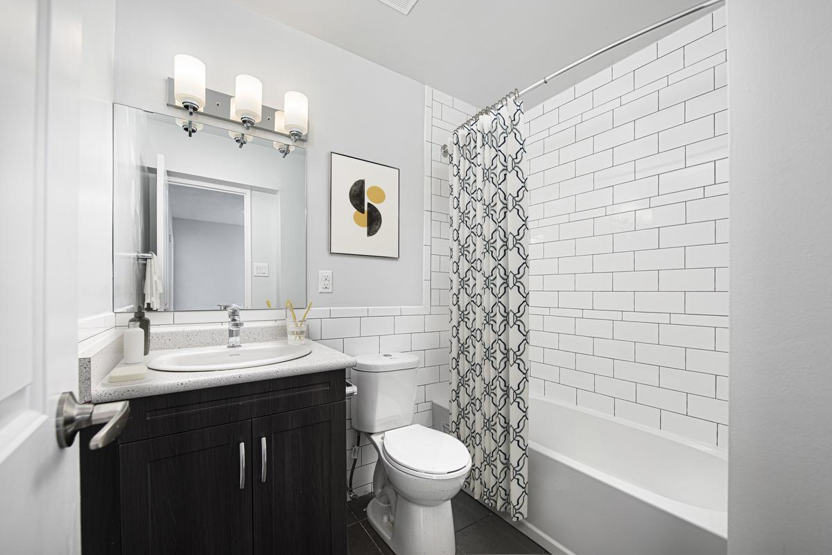 7230 Darcel Avenue - Photo 13