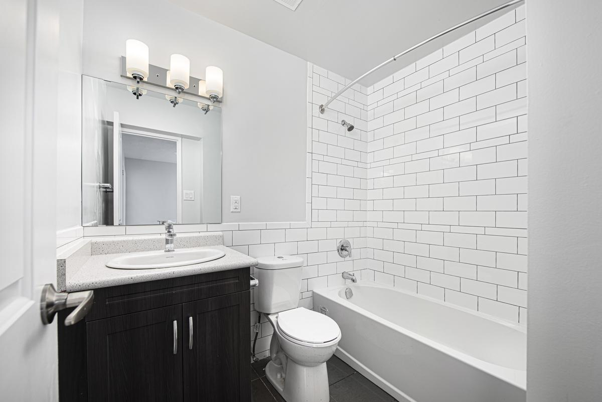 7230 Darcel Avenue - Photo 17