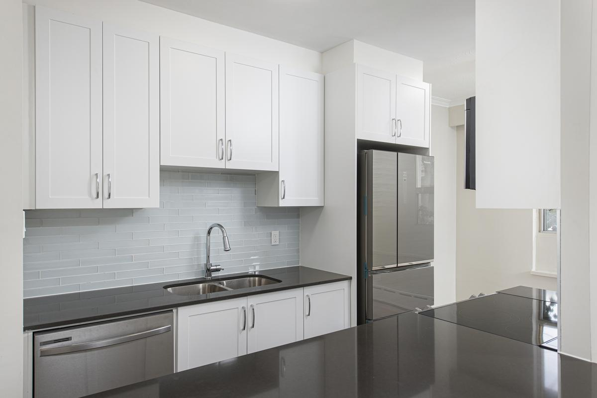 115 Dowling Avenue - Photo 11