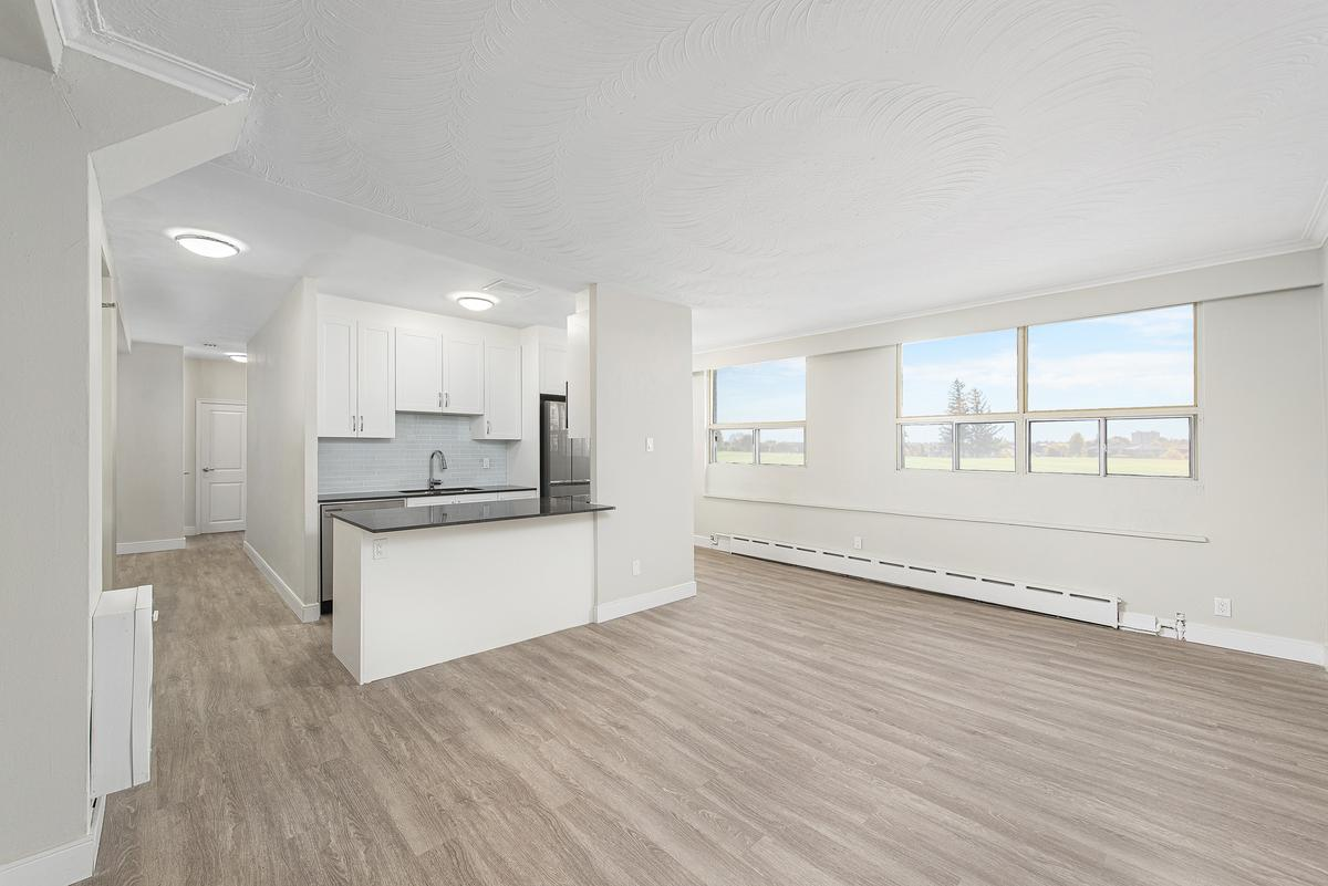 115 Dowling Avenue - Photo 12