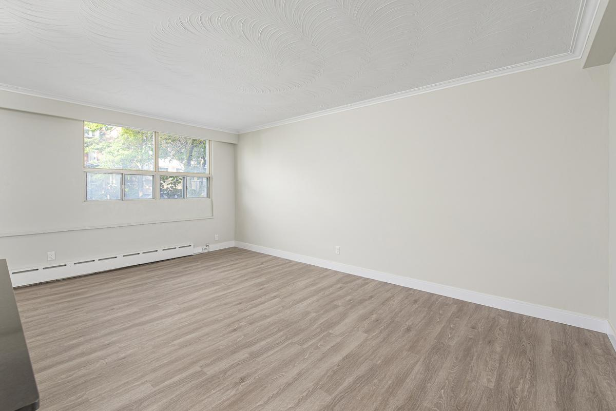115 Dowling Avenue - Photo 21