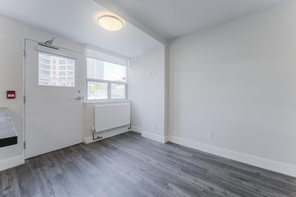 340 The East Mall - Photo 15