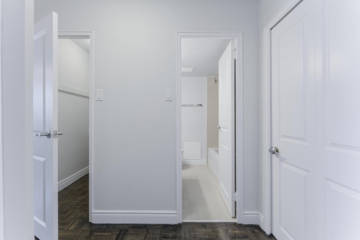 340 The East Mall - Photo 16