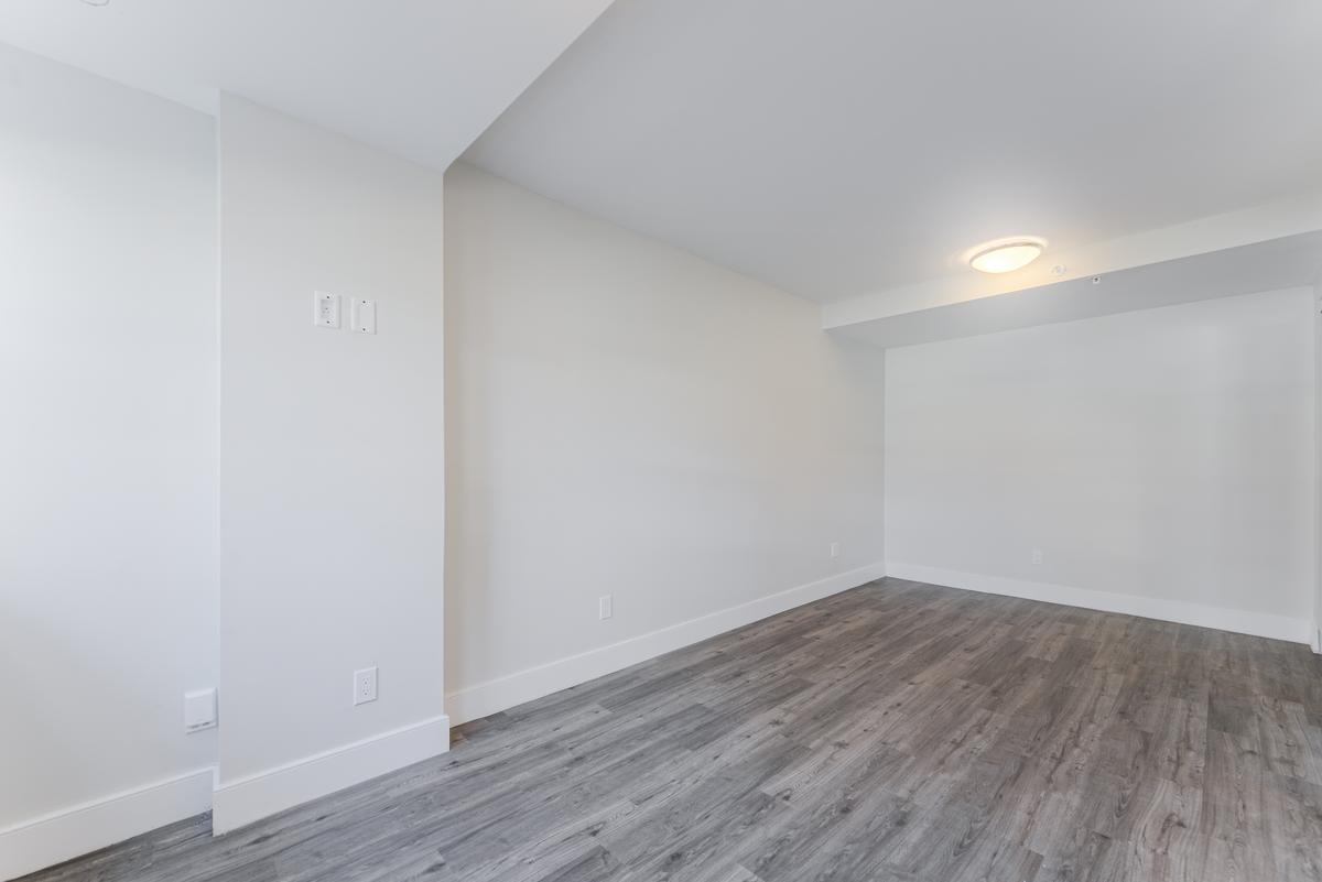 340 The East Mall - Photo 20