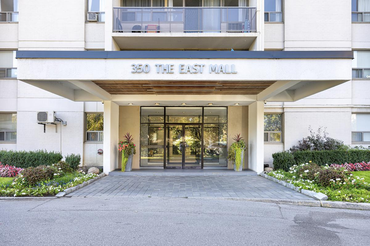 350 The East Mall - Photo 12