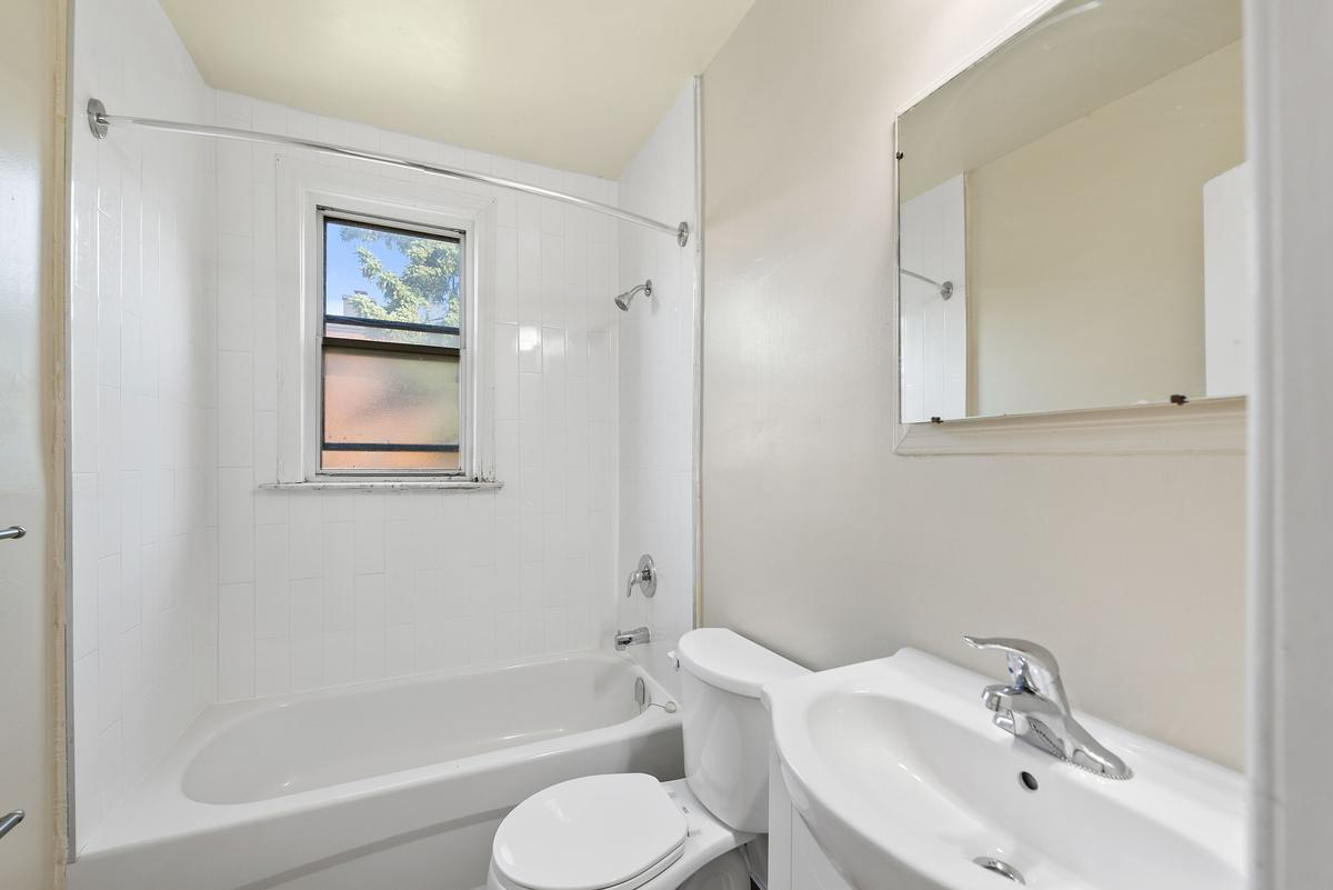 64-68 Harris Park Drive - Photo 8