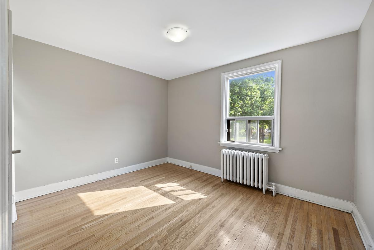 64-68 Harris Park Drive - Photo 9